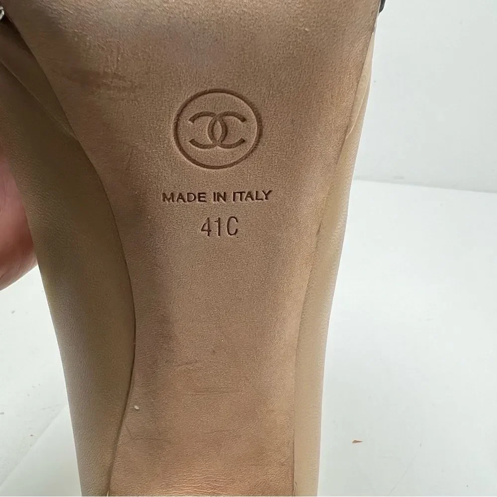 Chanel Beige And Black Classic Heels Size 41 - 10 US